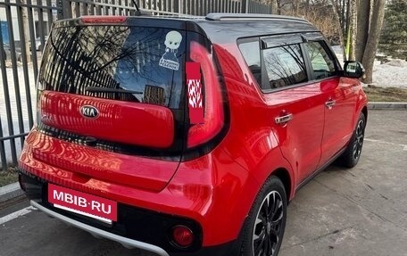 KIA Soul II рестайлинг, 2018 год, 1 800 000 рублей, 4 фотография