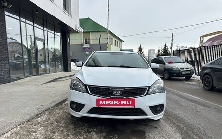 KIA cee'd I рестайлинг, 2011 год, 670 000 рублей, 2 фотография