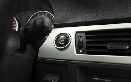 BMW 3 серия, 2011 год, 1 170 000 рублей, 16 фотография