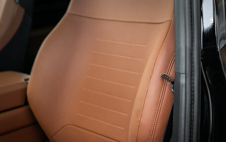 Land Rover Defender II, 2026 год, 29 000 000 рублей, 23 фотография