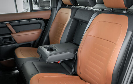 Land Rover Defender II, 2026 год, 29 000 000 рублей, 21 фотография