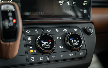 Land Rover Defender II, 2026 год, 29 000 000 рублей, 35 фотография