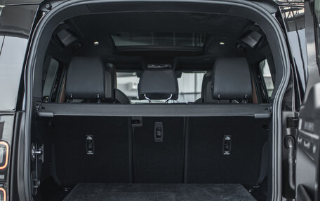 Land Rover Defender II, 2026 год, 29 000 000 рублей, 39 фотография