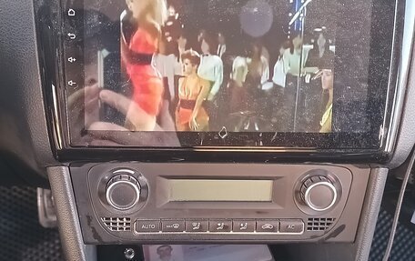 Volkswagen Polo VI (EU Market), 2010 год, 500 000 рублей, 5 фотография