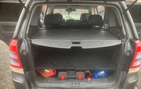 Opel Zafira B, 2010 год, 660 000 рублей, 10 фотография