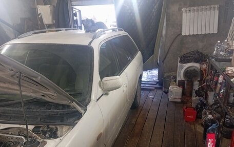 Mazda Capella, 2000 год, 250 000 рублей, 2 фотография