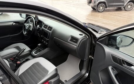 Volkswagen Jetta VI, 2013 год, 1 260 000 рублей, 8 фотография