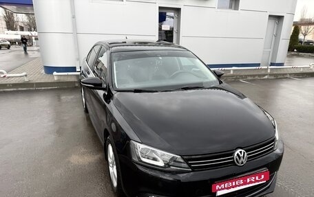 Volkswagen Jetta VI, 2013 год, 1 260 000 рублей, 11 фотография