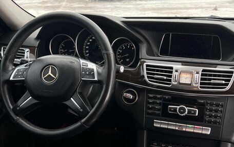 Mercedes-Benz E-Класс, 2013 год, 1 350 000 рублей, 17 фотография