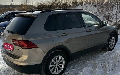 Volkswagen Tiguan II, 2019 год, 2 050 000 рублей, 2 фотография