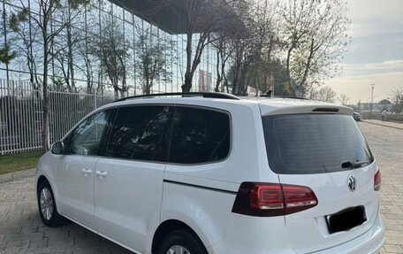 Volkswagen Sharan II, 2017 год, 1 950 000 рублей, 8 фотография