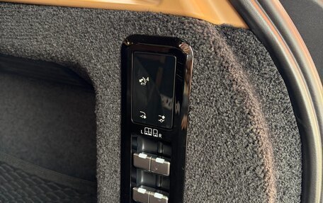 Land Rover Range Rover IV рестайлинг, 2022 год, 22 500 000 рублей, 11 фотография