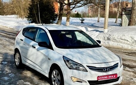 Hyundai Solaris II рестайлинг, 2014 год, 730 000 рублей, 1 фотография