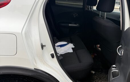 Nissan Juke II, 2011 год, 930 000 рублей, 16 фотография