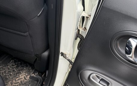 Nissan Juke II, 2011 год, 930 000 рублей, 15 фотография