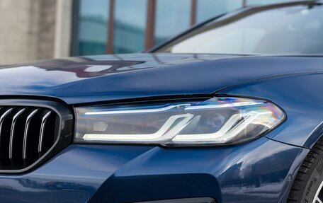 BMW 5 серия, 2020 год, 4 790 000 рублей, 32 фотография