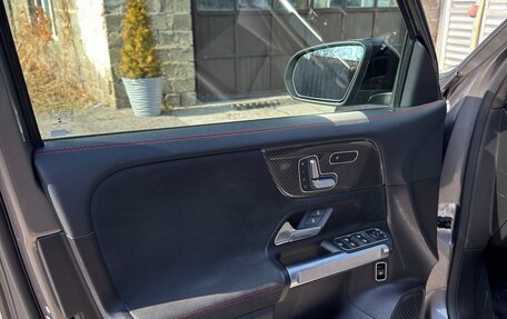 Mercedes-Benz GLB, 2021 год, 4 100 000 рублей, 8 фотография