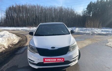 KIA Rio III рестайлинг, 2015 год, 600 000 рублей, 11 фотография