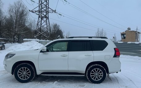 Toyota Land Cruiser Prado 150 рестайлинг 2, 2017 год, 3 899 000 рублей, 7 фотография