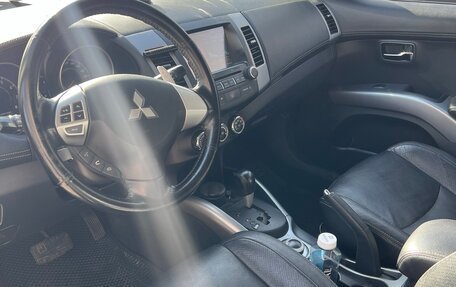 Mitsubishi Outlander III рестайлинг 3, 2012 год, 870 000 рублей, 9 фотография