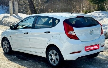 Hyundai Solaris II рестайлинг, 2014 год, 730 000 рублей, 3 фотография