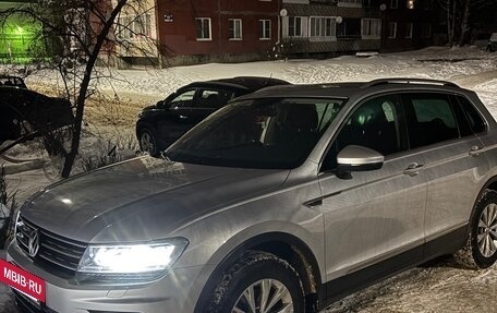 Volkswagen Tiguan II, 2017 год, 1 900 000 рублей, 4 фотография
