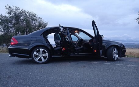 Mercedes-Benz E-Класс, 2006 год, 2 000 000 рублей, 7 фотография