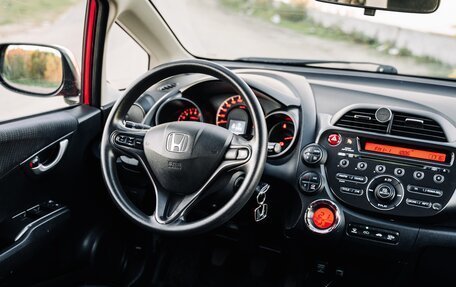 Honda Jazz II рестайлинг, 2011 год, 789 000 рублей, 12 фотография