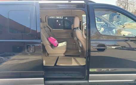 Hyundai H-1 II рестайлинг, 2019 год, 4 100 000 рублей, 3 фотография