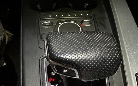 Audi A4, 2017 год, 2 750 000 рублей, 6 фотография