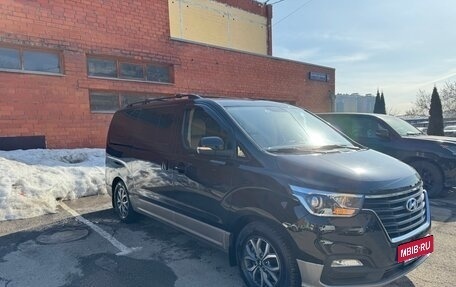 Hyundai H-1 II рестайлинг, 2019 год, 4 100 000 рублей, 7 фотография