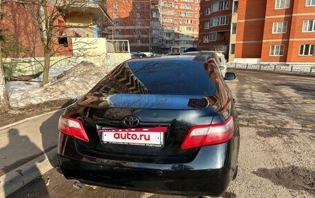 Toyota Camry, 2007 год, 850 000 рублей, 2 фотография