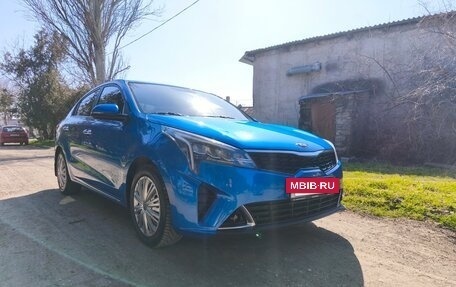 KIA Rio IV, 2021 год, 1 650 000 рублей, 3 фотография