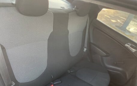 Hyundai Solaris II рестайлинг, 2012 год, 490 000 рублей, 17 фотография