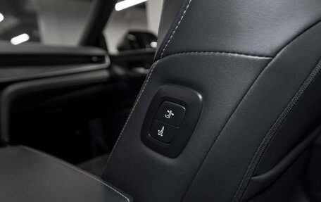 Toyota Camry, 2024 год, 3 840 000 рублей, 16 фотография