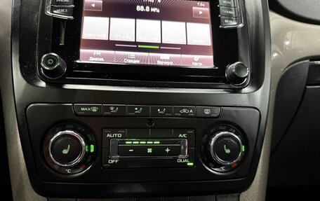 Skoda Yeti I рестайлинг, 2015 год, 1 169 777 рублей, 14 фотография