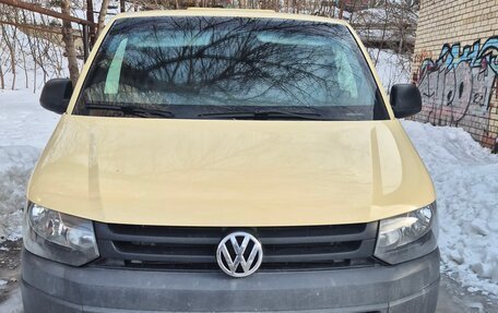 Volkswagen Transporter T5 рестайлинг, 2013 год, 1 270 000 рублей, 1 фотография