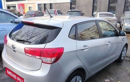 KIA Rio III рестайлинг, 2015 год, 870 000 рублей, 2 фотография