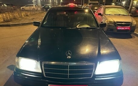 Mercedes-Benz C-Класс, 1996 год, 270 000 рублей, 1 фотография