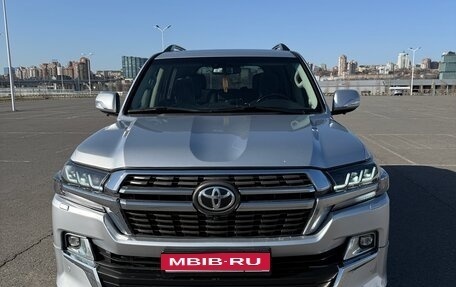 Toyota Land Cruiser 200, 2008 год, 2 990 000 рублей, 1 фотография