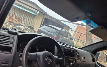 Volkswagen Transporter T5 рестайлинг, 2013 год, 1 270 000 рублей, 12 фотография