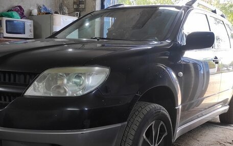 Mitsubishi Outlander III рестайлинг 3, 2007 год, 400 000 рублей, 3 фотография