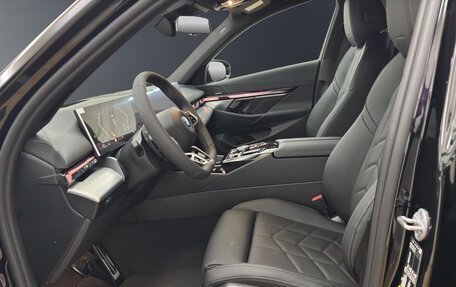 BMW 5 серия, 2025 год, 11 390 000 рублей, 13 фотография