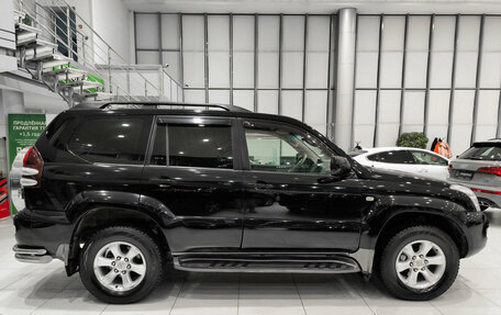 Toyota Land Cruiser Prado 120 рестайлинг, 2004 год, 1 850 000 рублей, 5 фотография