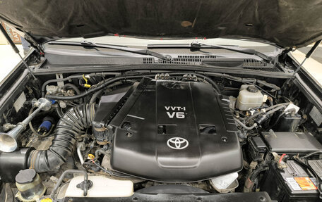 Toyota Land Cruiser Prado 120 рестайлинг, 2004 год, 1 850 000 рублей, 11 фотография