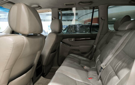 Toyota Land Cruiser Prado 120 рестайлинг, 2004 год, 1 850 000 рублей, 15 фотография