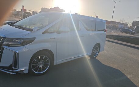 Toyota Alphard III, 2018 год, 3 620 000 рублей, 4 фотография