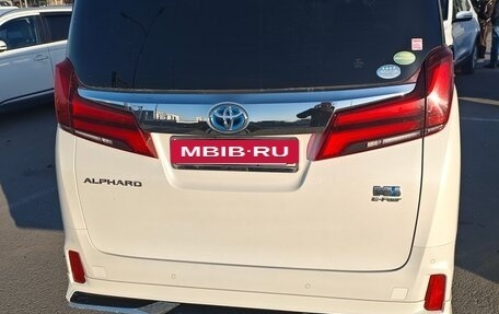Toyota Alphard III, 2018 год, 3 620 000 рублей, 3 фотография