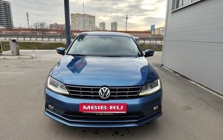 Volkswagen Jetta VI, 2017 год, 1 650 000 рублей, 4 фотография