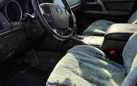 Toyota Land Cruiser 200, 2008 год, 2 990 000 рублей, 13 фотография